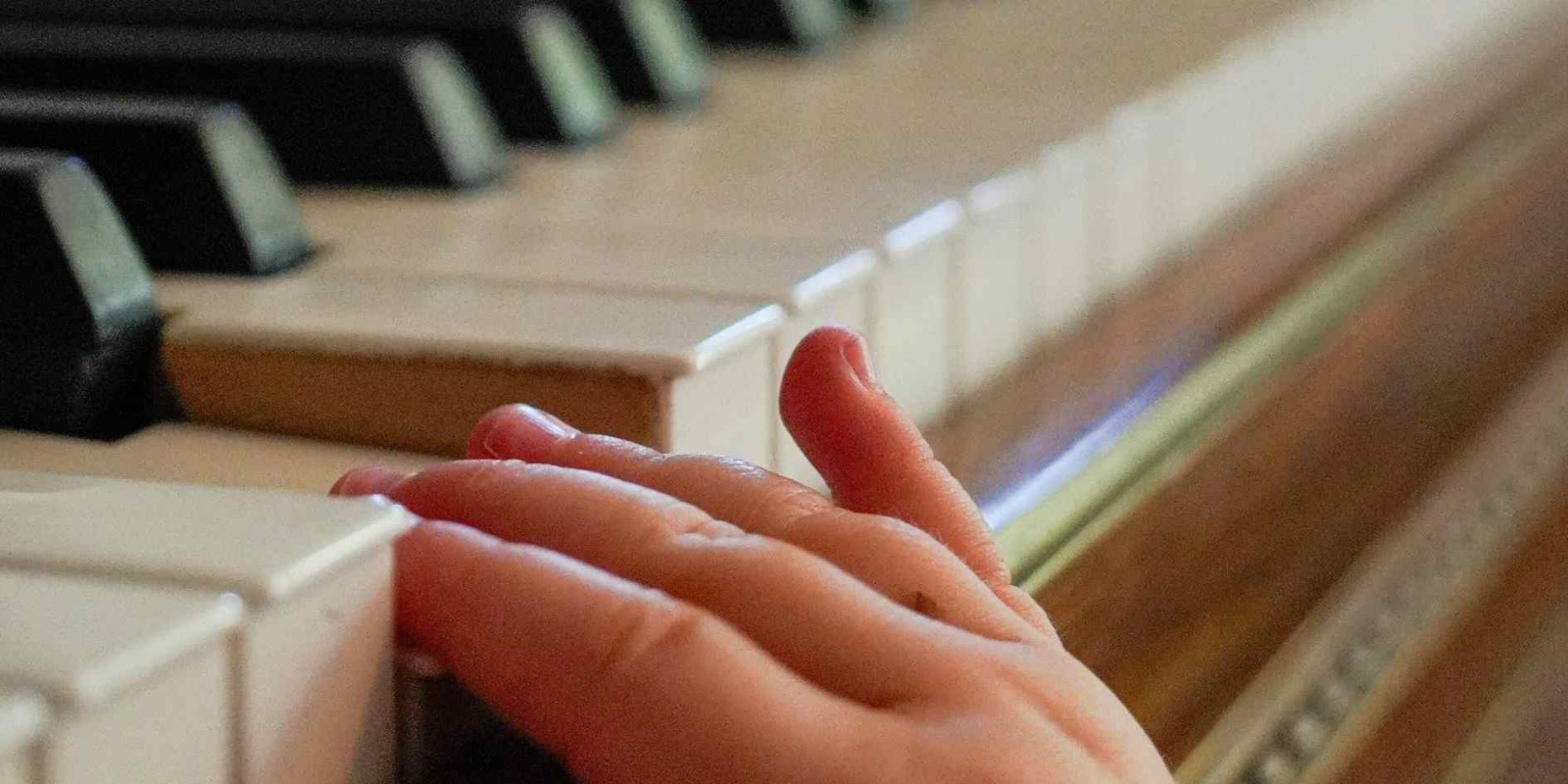 PIANO E VOZ, com Clarice Bourscheid e pianista Rodolfo Wulhorst